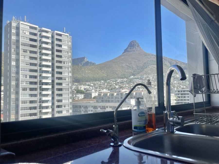 4 Bedroom Property for Sale in Sea Point Western Cape